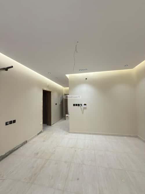 4 bedroom apartment in Al Rawdah 9