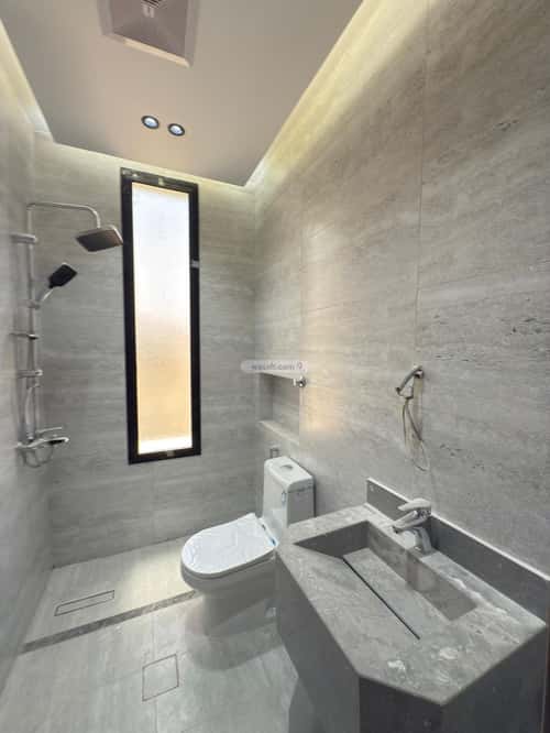 4 bedroom apartment in Al Rawdah 13
