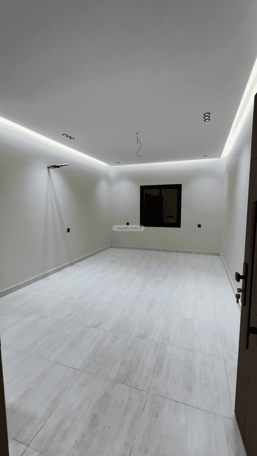 4 bedroom apartment in Al Rawdah 5