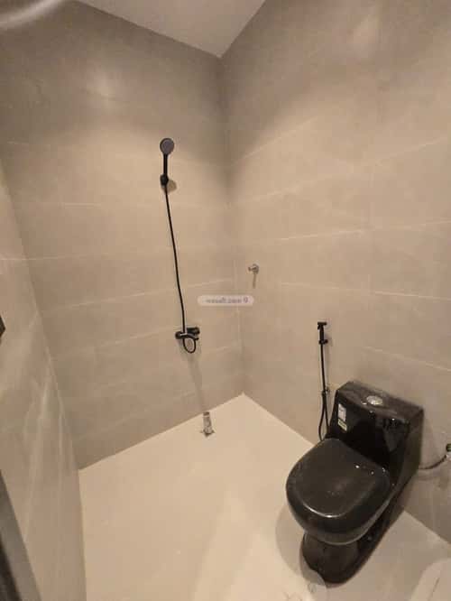 فيلا 5 غرف في الرياض 3