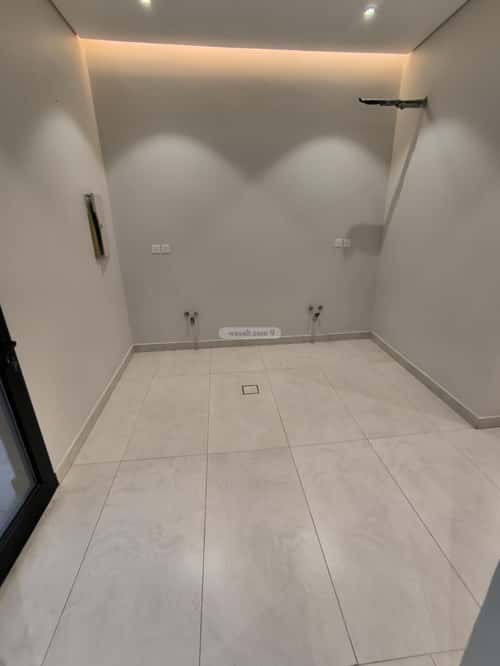 9 bedroom villa in Al Yaqout 1