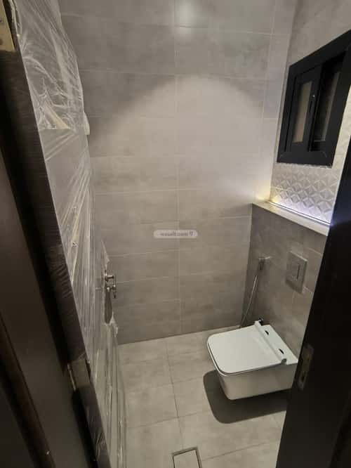 9 bedroom villa in Al Yaqout 4