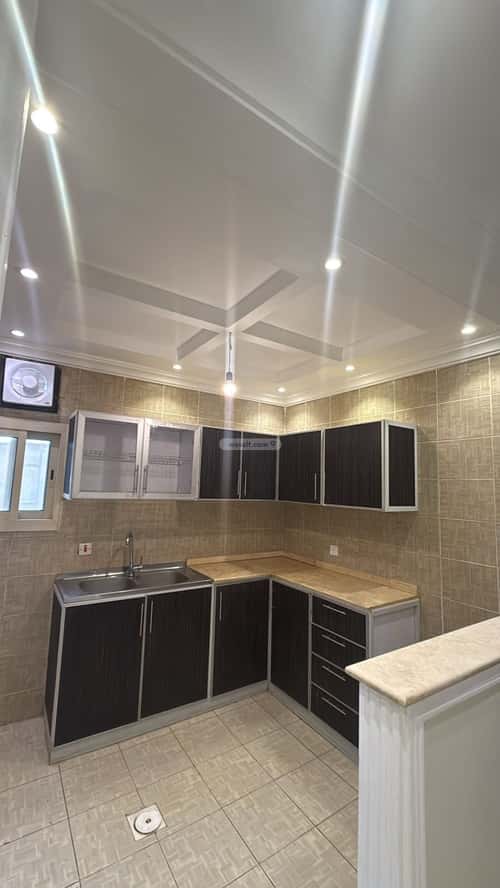 2 bedroom apartment in Al Aziziyah, Jeddah 17