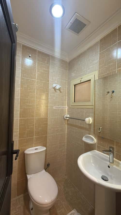 2 bedroom apartment in Al Aziziyah, Jeddah 19
