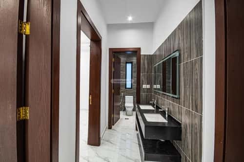 5 bedroom apartment in As Sawari 9