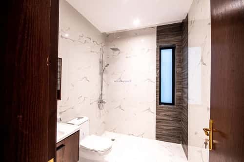 5 bedroom apartment in As Sawari 3