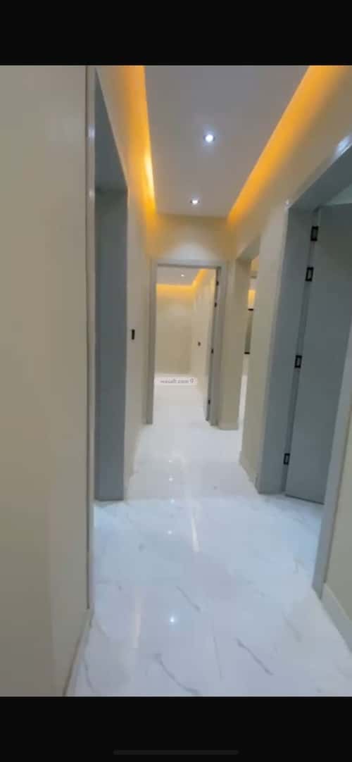 5 bedroom apartment in Al Rughamah 2