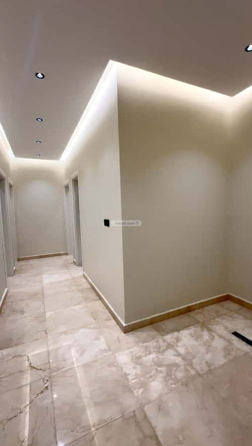 شقة 4 غرف في الروضة 4