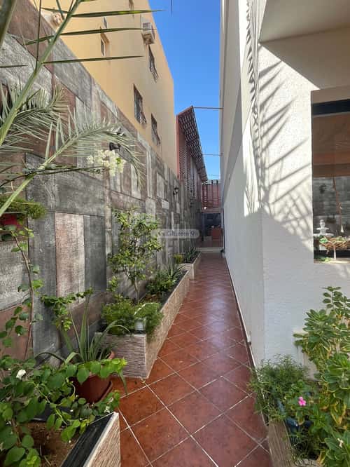 5 bedroom villa in Taibah 5