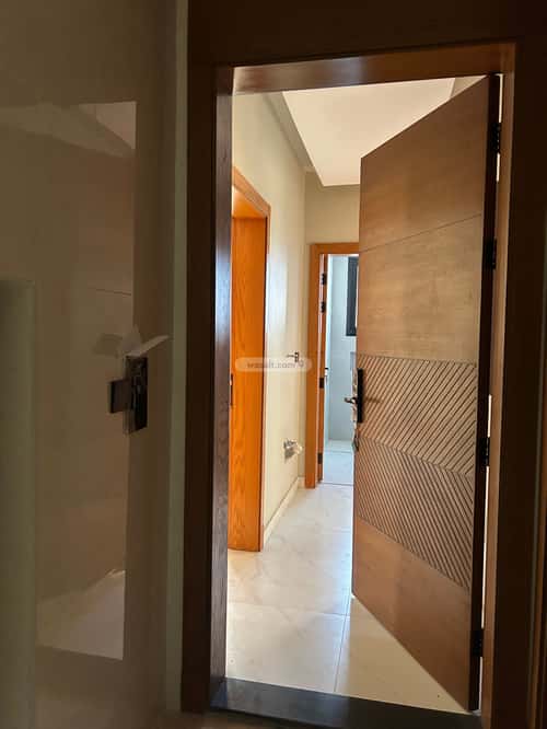 3 bedroom apartment in Al Rawdah 4