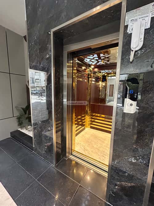 3 bedroom apartment in Al Rawdah 5