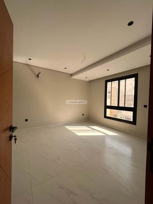 3 bedroom apartment in Al Rawdah 8