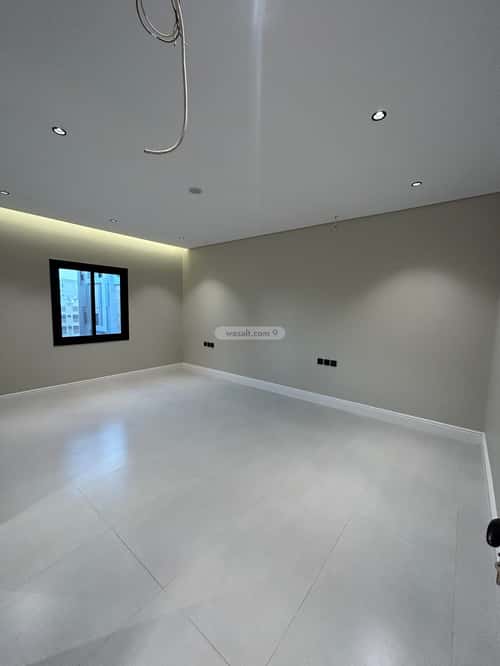 5 bedroom apartment in Al Rawdah 3