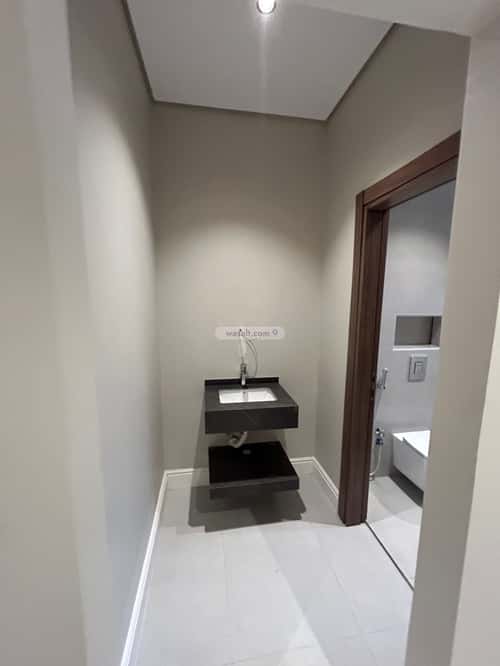 5 bedroom apartment in Al Rawdah 13