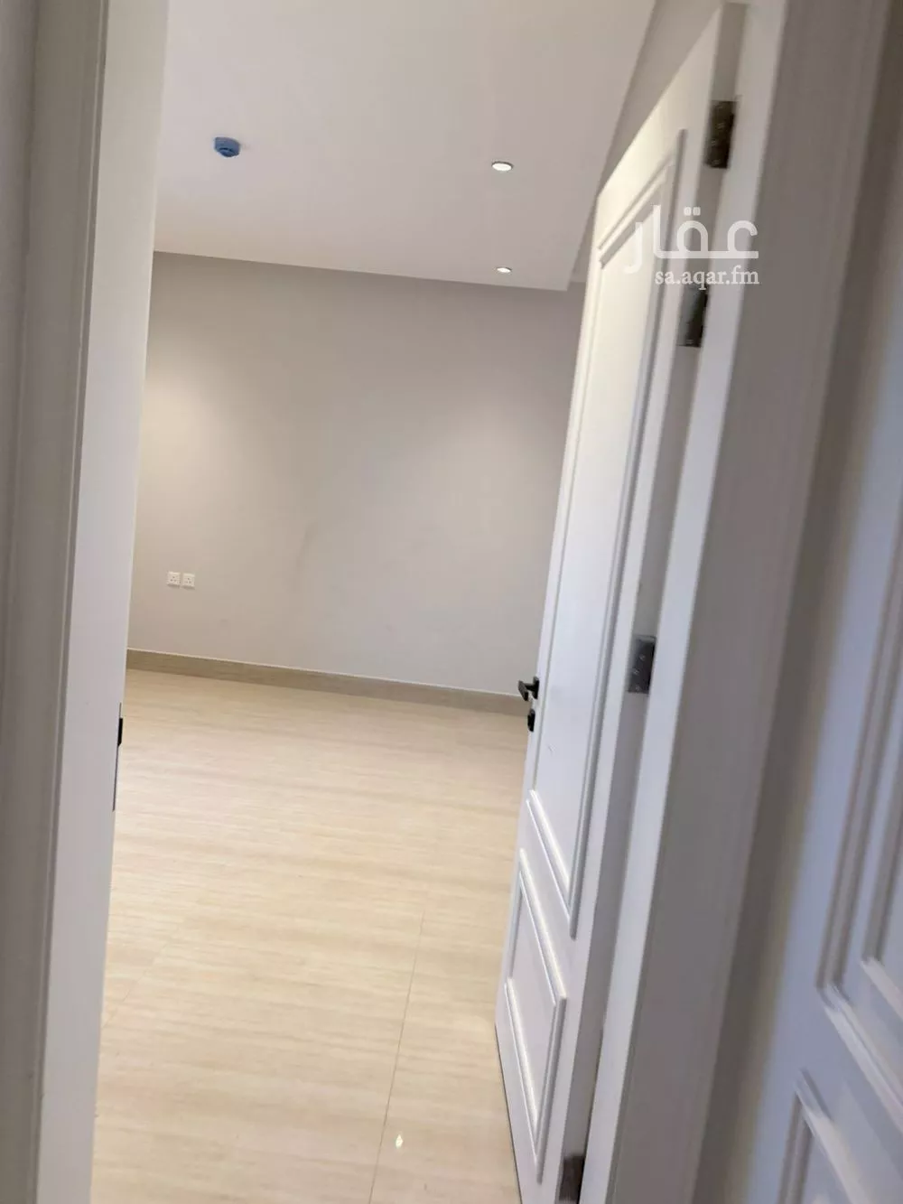 3 bedroom apartment in Al Mughrizat 5