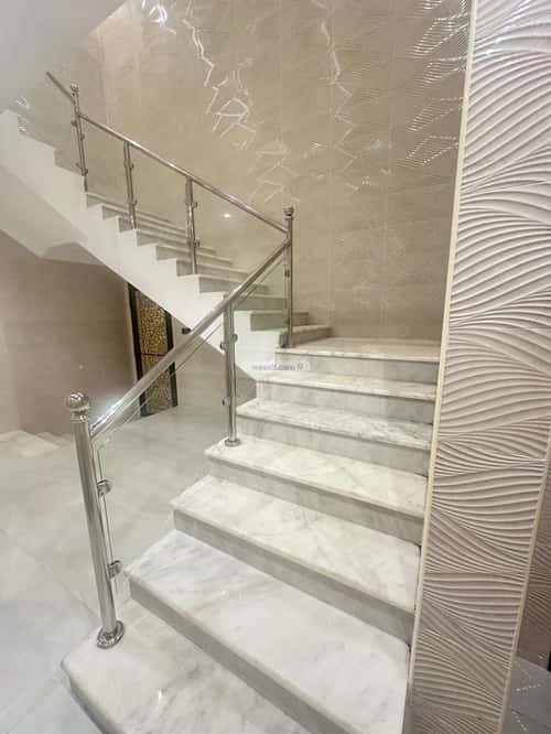 7 bedroom villa in Al Safwah 3