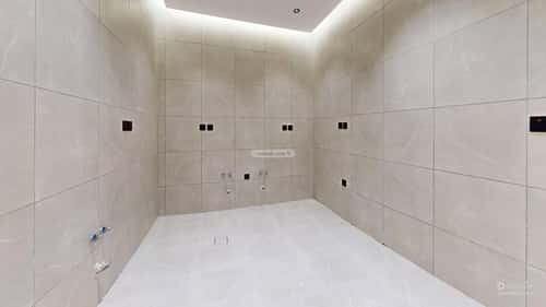 شقة 4 غرف في الروضة 13