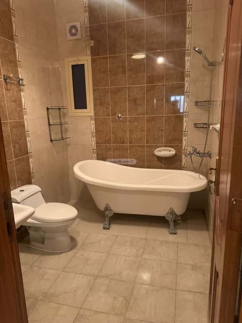 3 bedroom apartment in Al Salamah 5