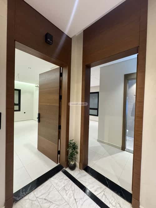 شقة 4 غرف في الروضة 2