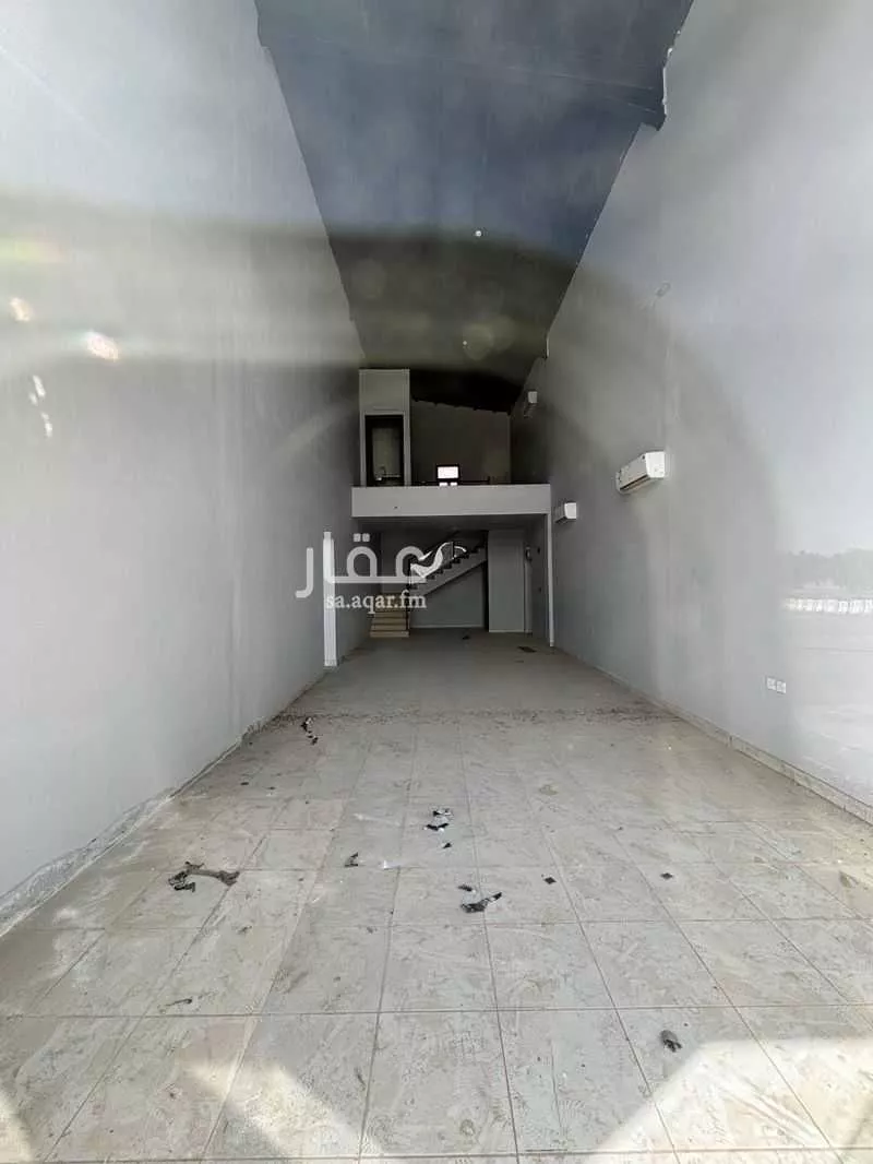 shop in Bani Harithah, Madinah 4
