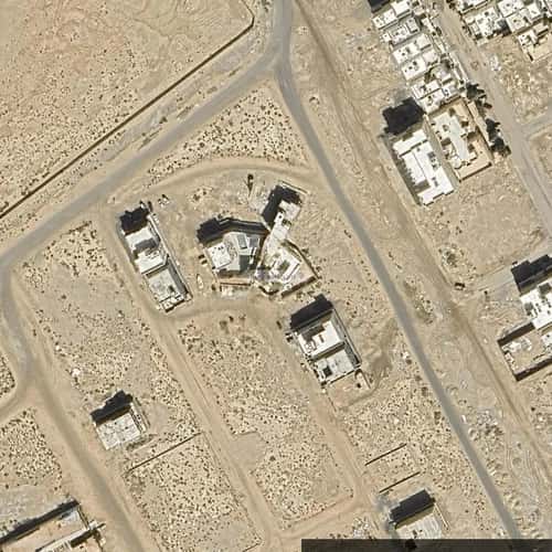 فيلا 6 غرف في الزمرد 2