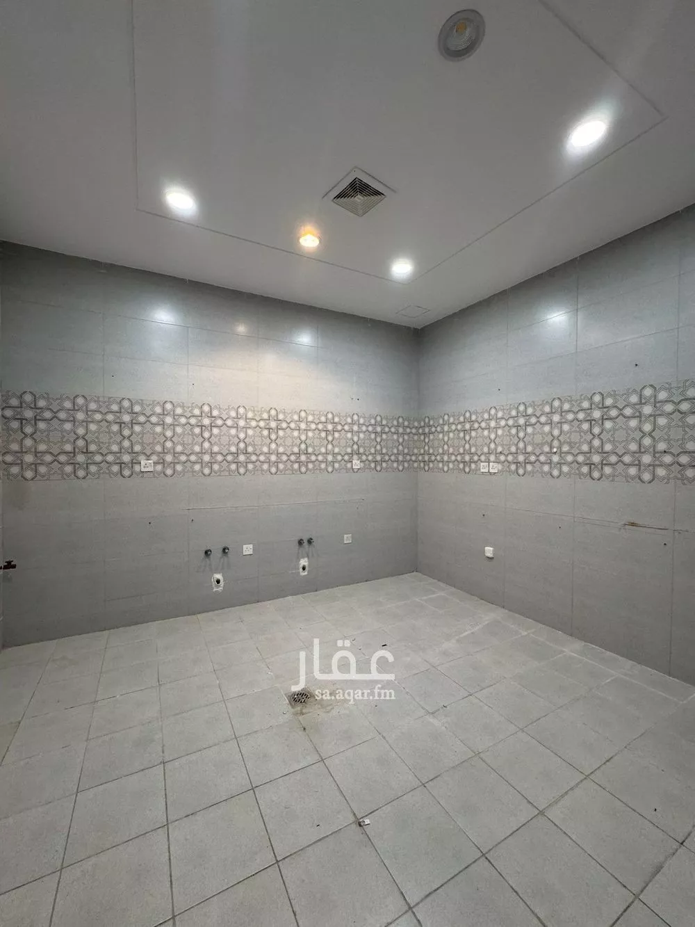 4 bedroom apartment in Al Wahah 9