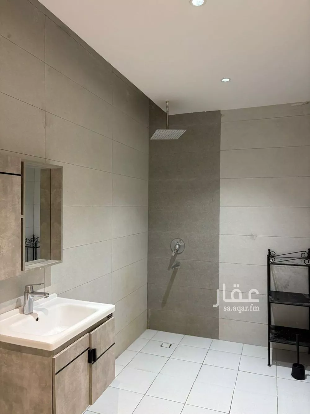 4 bedroom apartment in Al Qadisiyah 14