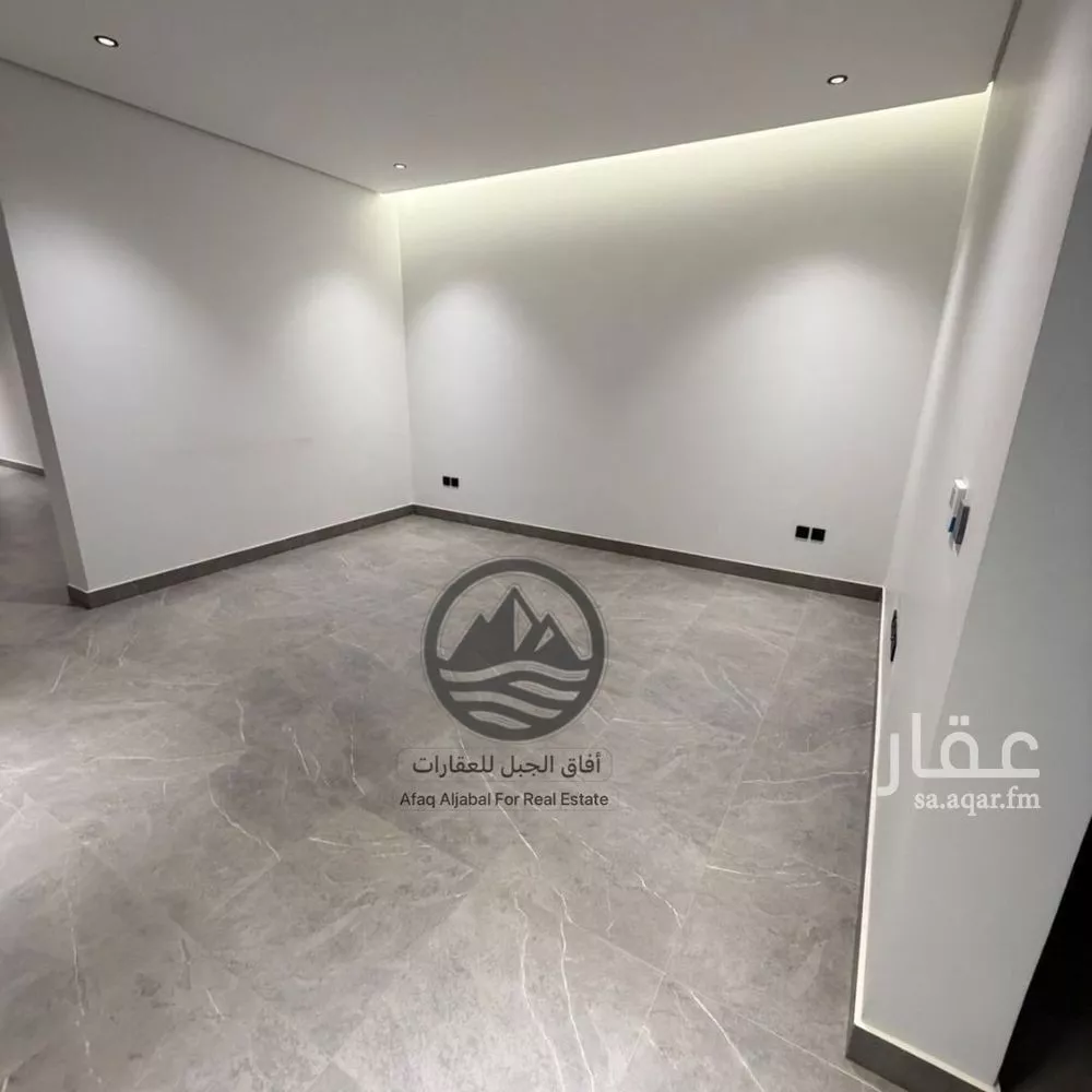 4 bedroom floor in Al Narjis 5