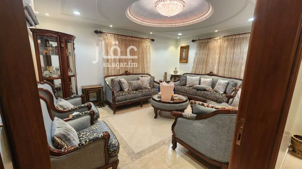 506 sqm land in Al Malaz 4