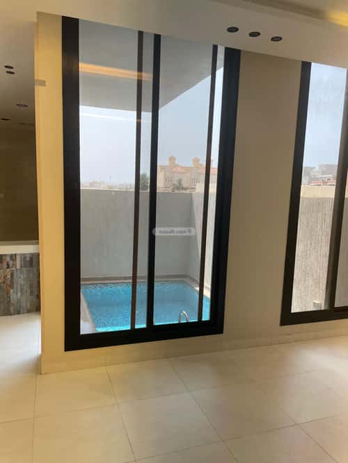 8 bedroom villa in Az Zomorod 5