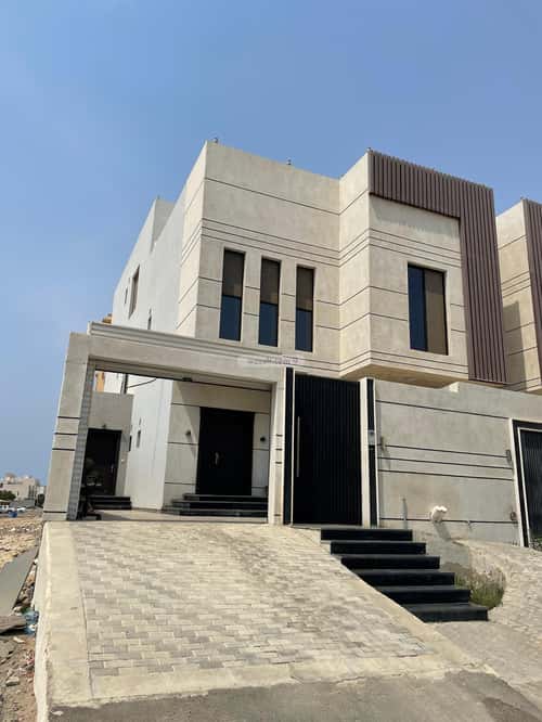 8 bedroom villa in Az Zomorod 15