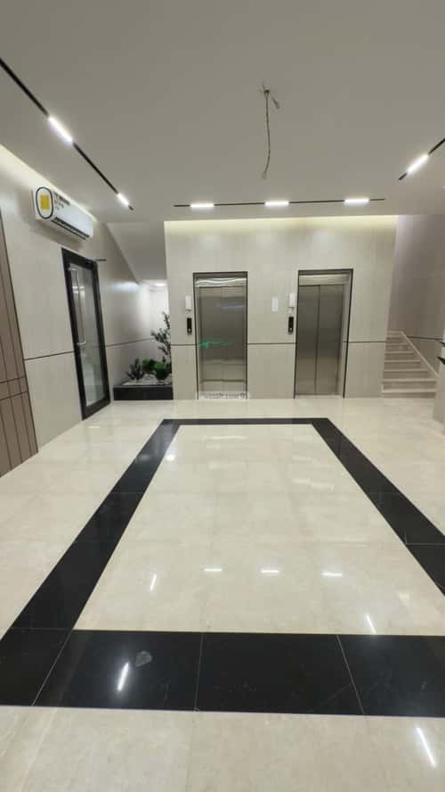 شقة 5 غرف في الواحة 4