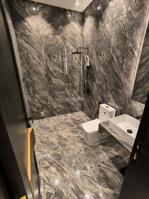 7 bedroom villa in Al Rahmaniyyah 3