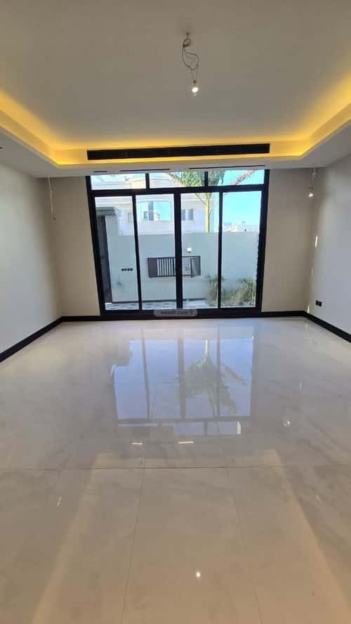 9 bedroom villa in Al Shiraa 2