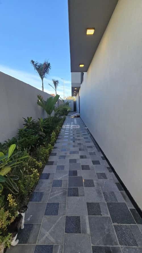 9 bedroom villa in Al Shiraa 4