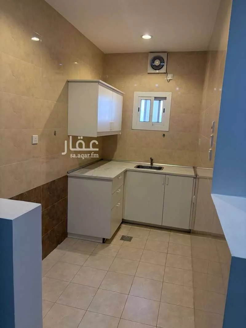 2 bedroom apartment in Al Nuzhah, Jeddah 11