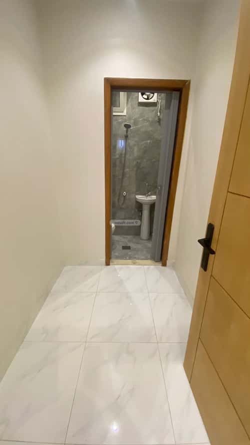5 bedroom apartment in Al Safaa 9