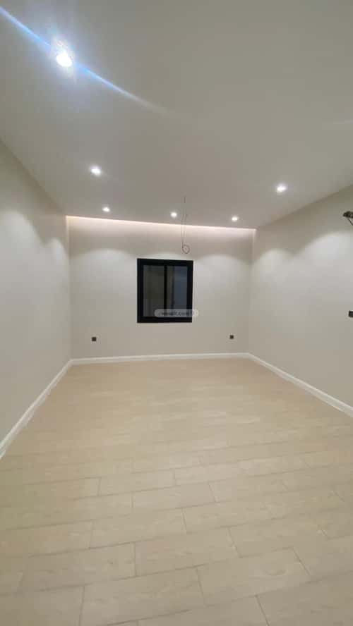 شقة 5 غرف في الواحة 1