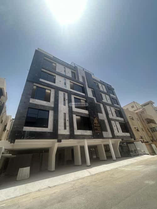 4 bedroom floor in Al Rawdah 7