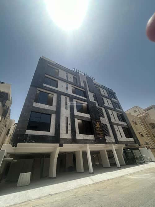 4 bedroom apartment in Al Rawdah 3