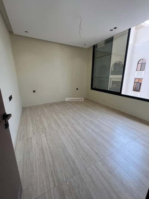 4 bedroom apartment in Al Rawdah 10