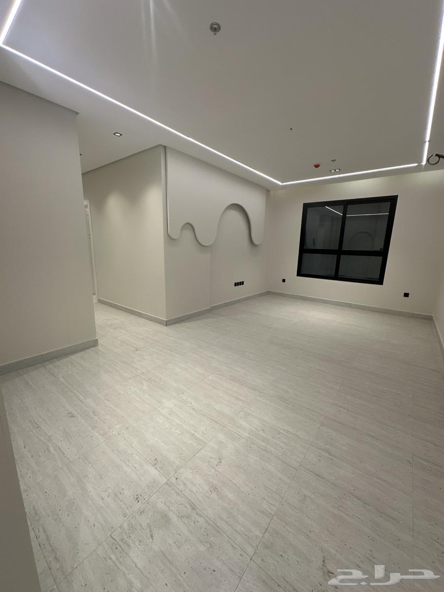 3 bedroom apartment in Al Bahr 5