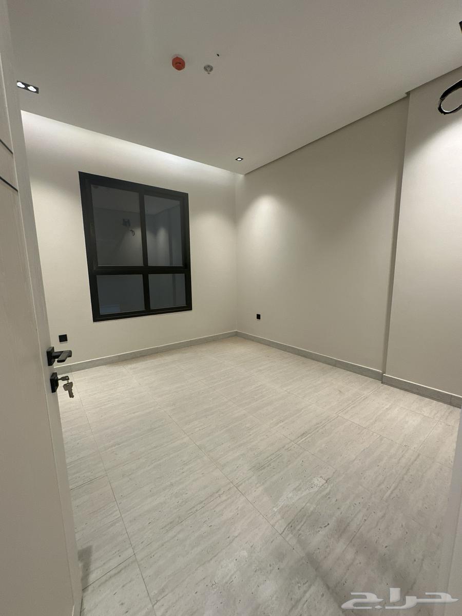 3 bedroom apartment in Al Bahr 10