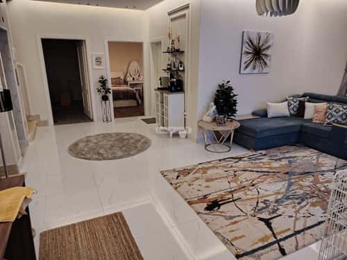 7 bedroom villa in Jeddah 1