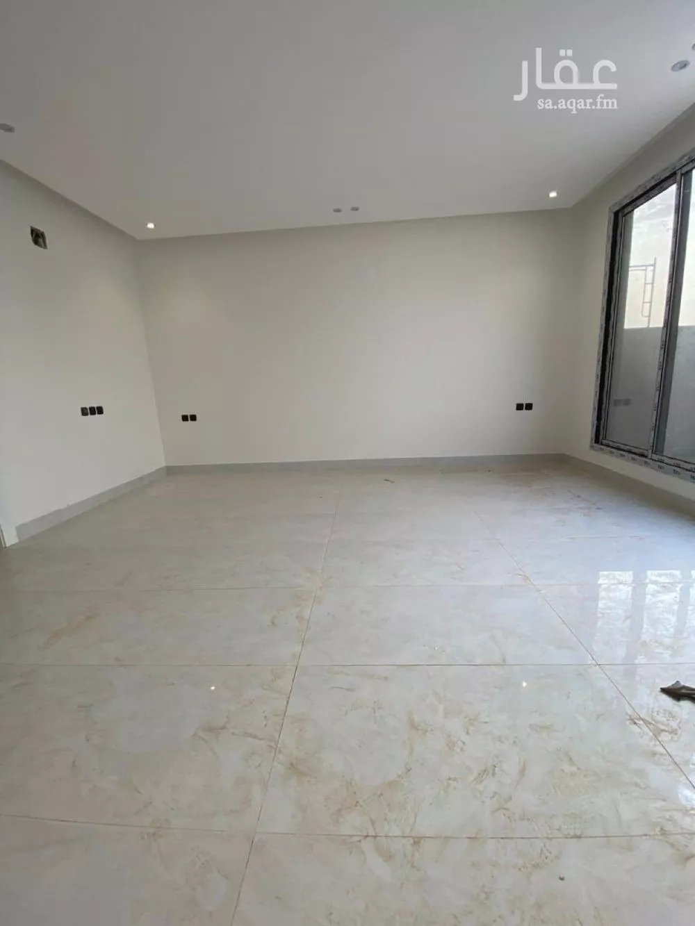 5 bedroom villa in Al Rimal 11