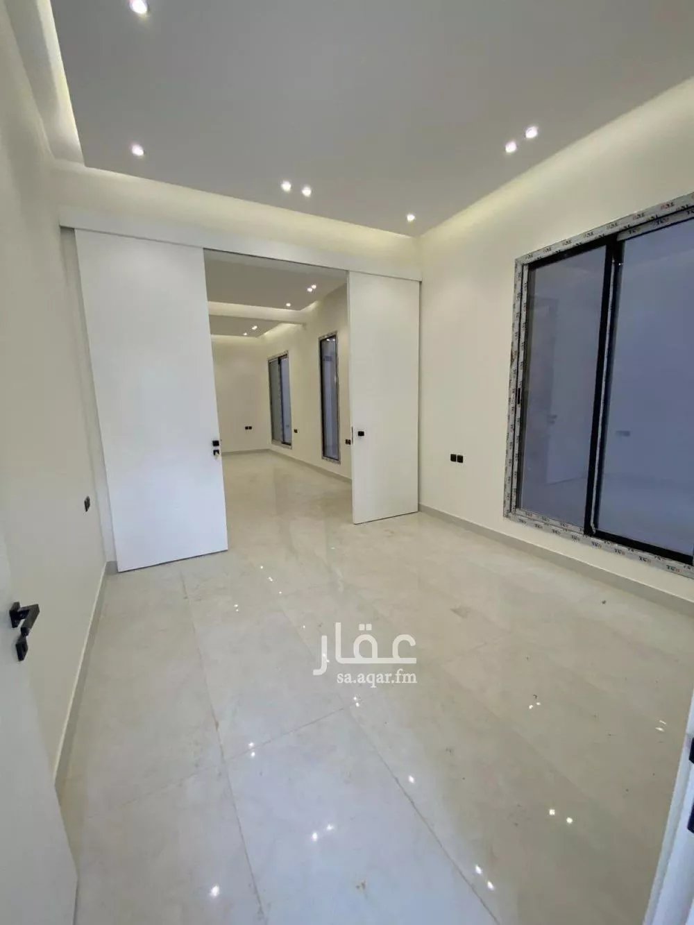 5 bedroom villa in Al Rimal 4