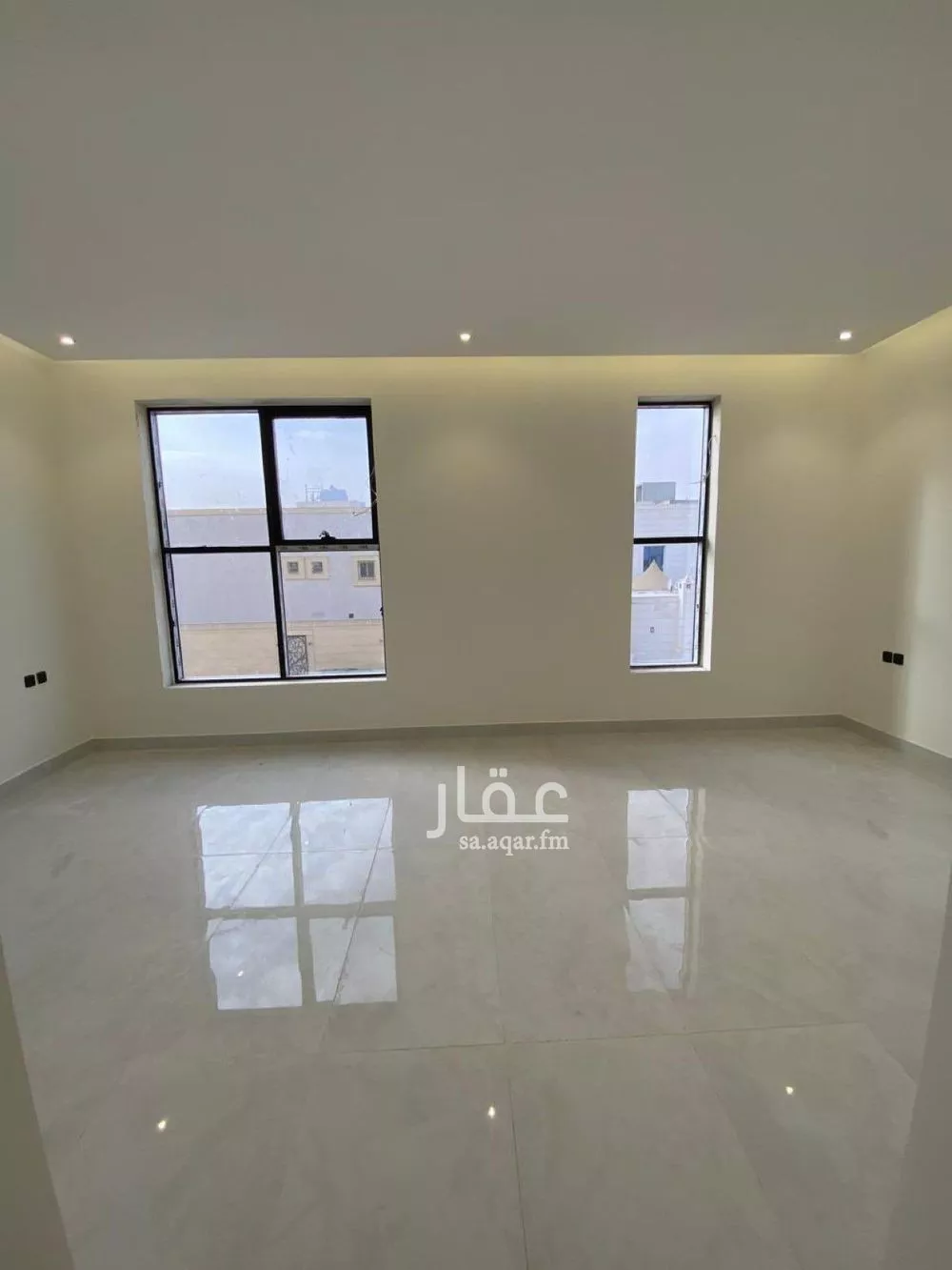5 bedroom villa in Al Rimal 7