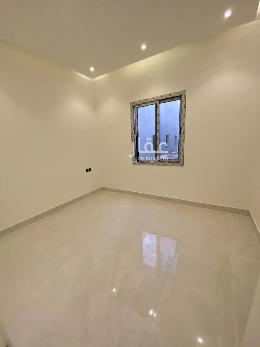 5 bedroom villa in Al Rimal 10