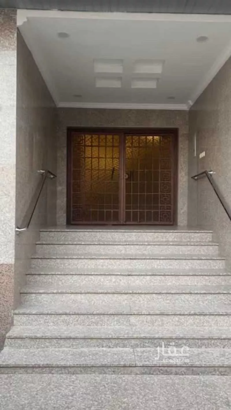 3 bedroom apartment in Al Suqya 5