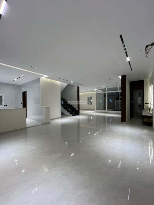8 bedroom villa in Al Yaqout 5